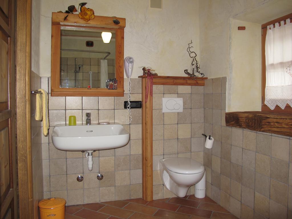 Villa Agriturismo Alpenvidehof Coredo Zimmer foto