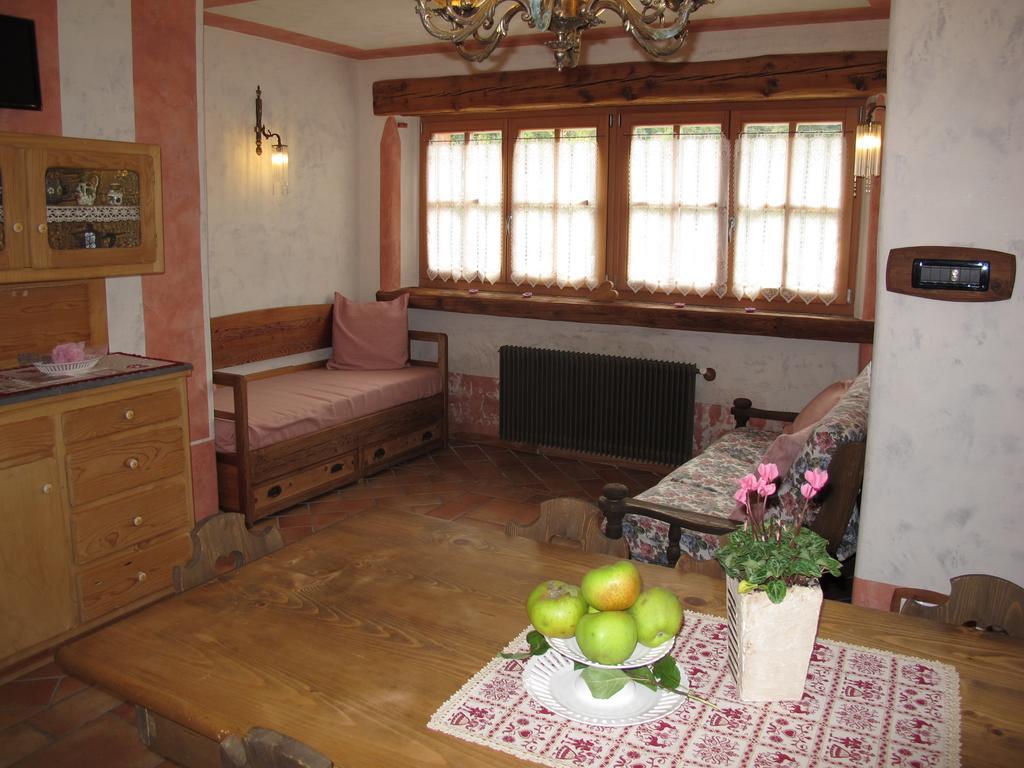 Villa Agriturismo Alpenvidehof Coredo Zimmer foto